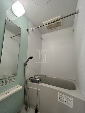 バス・シャワールーム　エスリード江戸堀　バスルーム