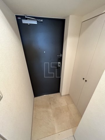 玄関　エスリード江戸堀　玄関スペース