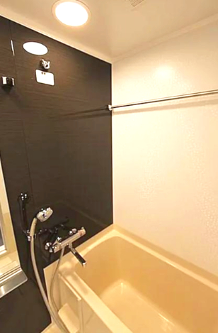 バス・シャワールーム　浴室