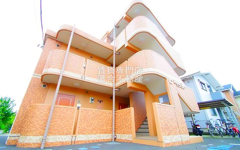 建物外観　しっかりとした建物♪