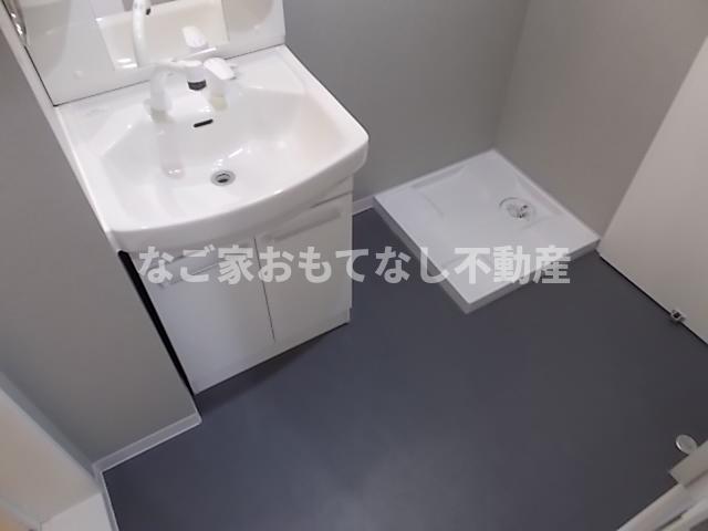 洗面設備　同型物件