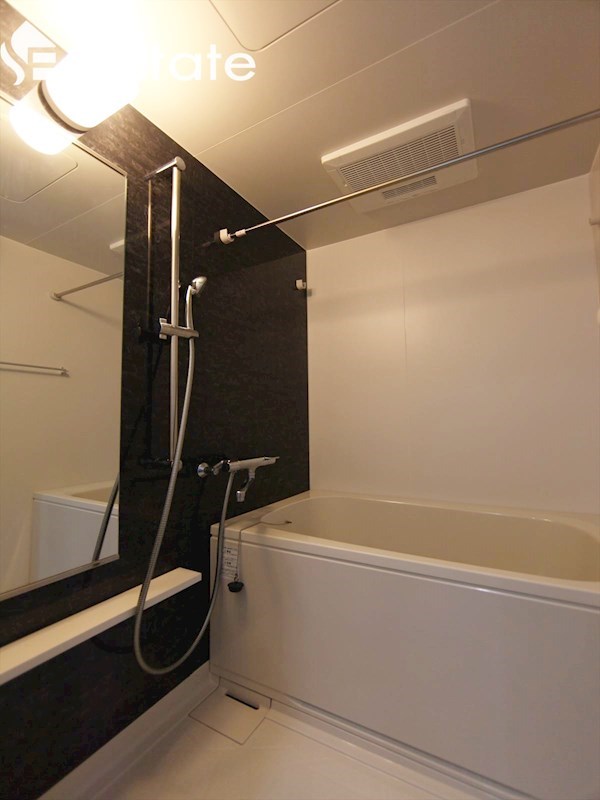 バス・シャワールーム　バスルーム　浴室乾燥機付