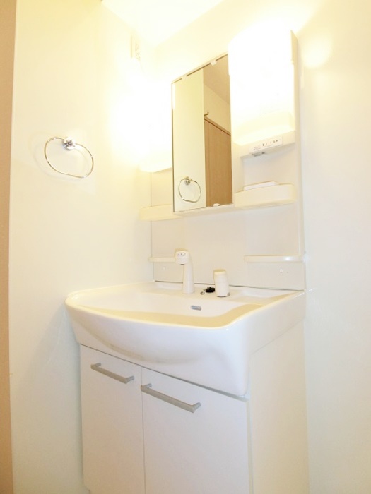 洗面設備　同仕様