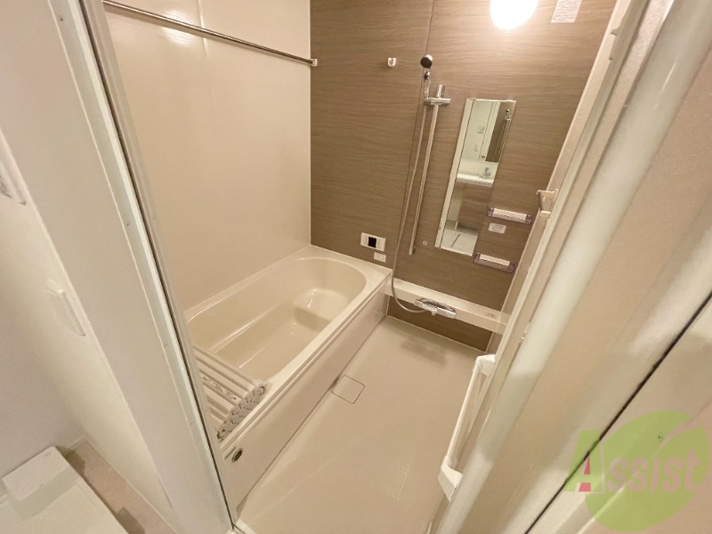 バス・シャワールーム　キレイ！