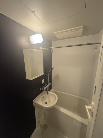バス・シャワールーム　同一仕様