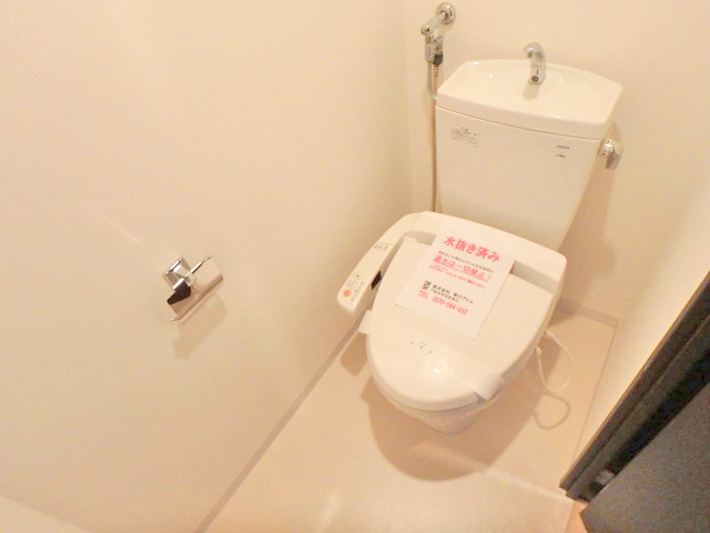トイレ　☆ウォシュレット完備☆