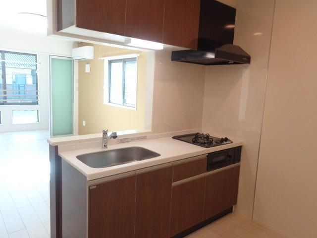 キッチン　※別部屋参考写真