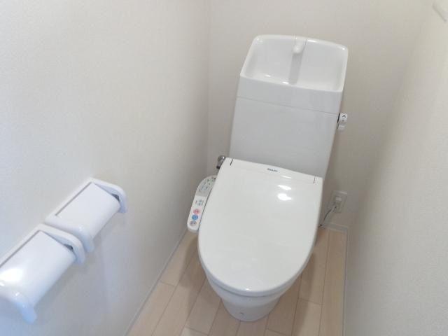 トイレ　※別部屋参考写真