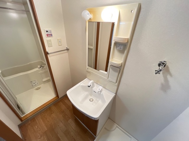 洗面設備　洗髪洗面化粧台