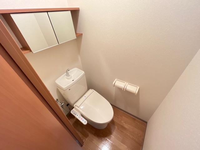 トイレ　シャワー付トイレ