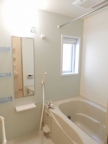 バス・シャワールーム　お風呂で日々の疲れを落としましょう