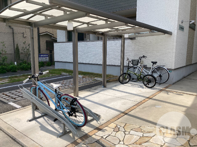 その他共有部分　屋根付き駐輪場