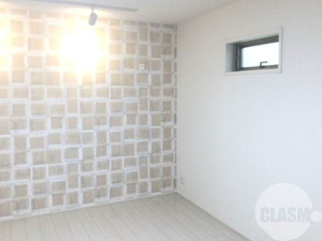 居室・リビング　アクセントクロスがオシャレ♪