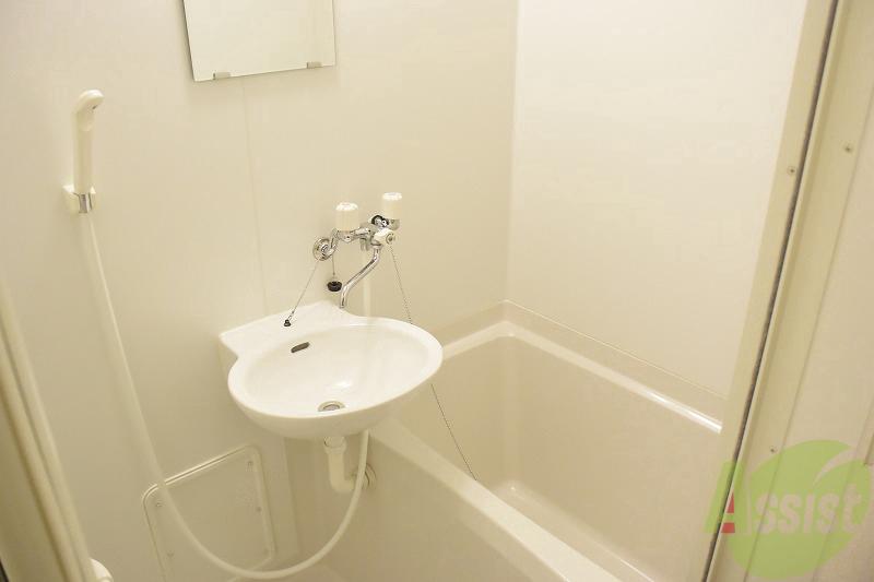 バス・シャワールーム　一日の疲れを癒せます！！