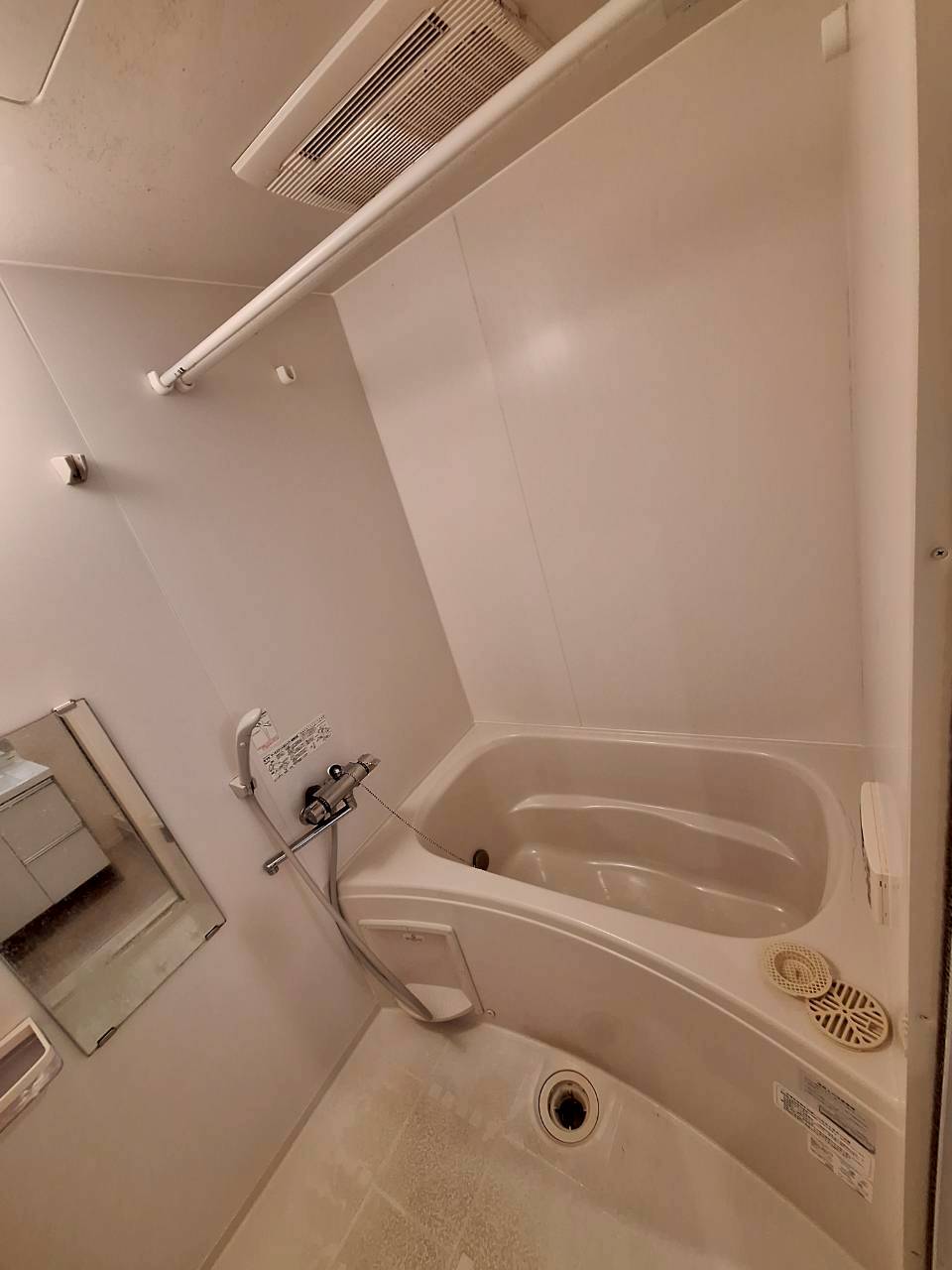 バス・シャワールーム　★追炊き・浴室乾燥機付きのお風呂★