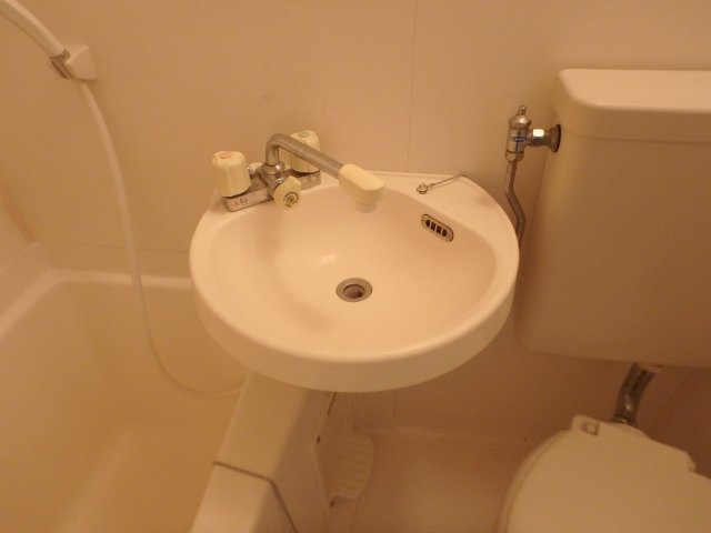 洗面設備　使いやすい洗面所です