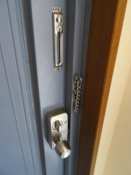 セキュリティ　★インターホン付き★