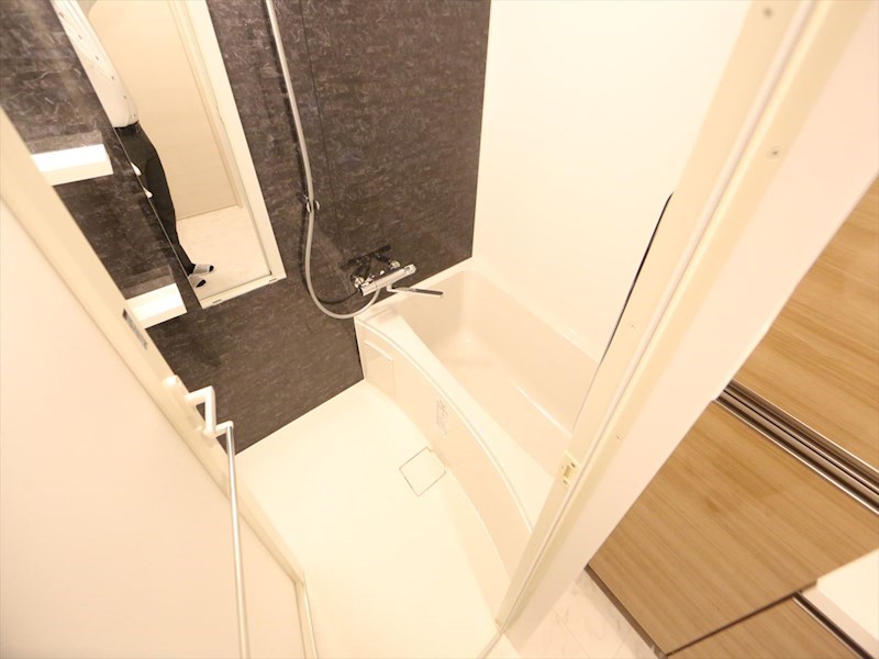 バス・シャワールーム　バスルーム　浴室暖房乾燥機付き