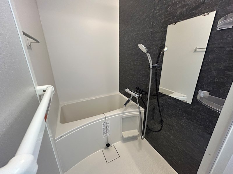 バス・シャワールーム　同物件別部屋「参考写真」