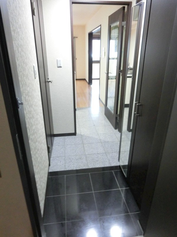 玄関　※同物件写真