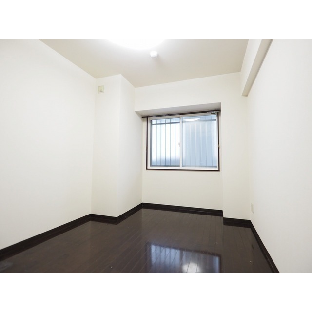 居室・リビング　洋室６．４帖