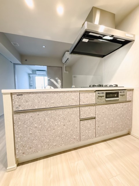 キッチン　※写真は同タイプ住戸です。