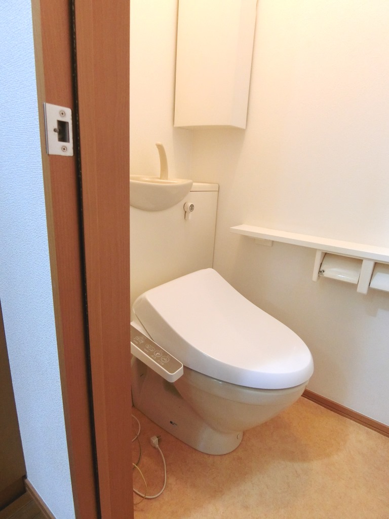 トイレ　同物件内参考画像