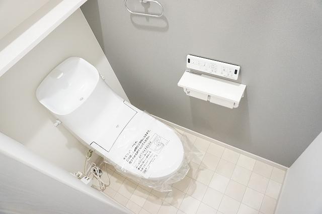 トイレ　トイレ