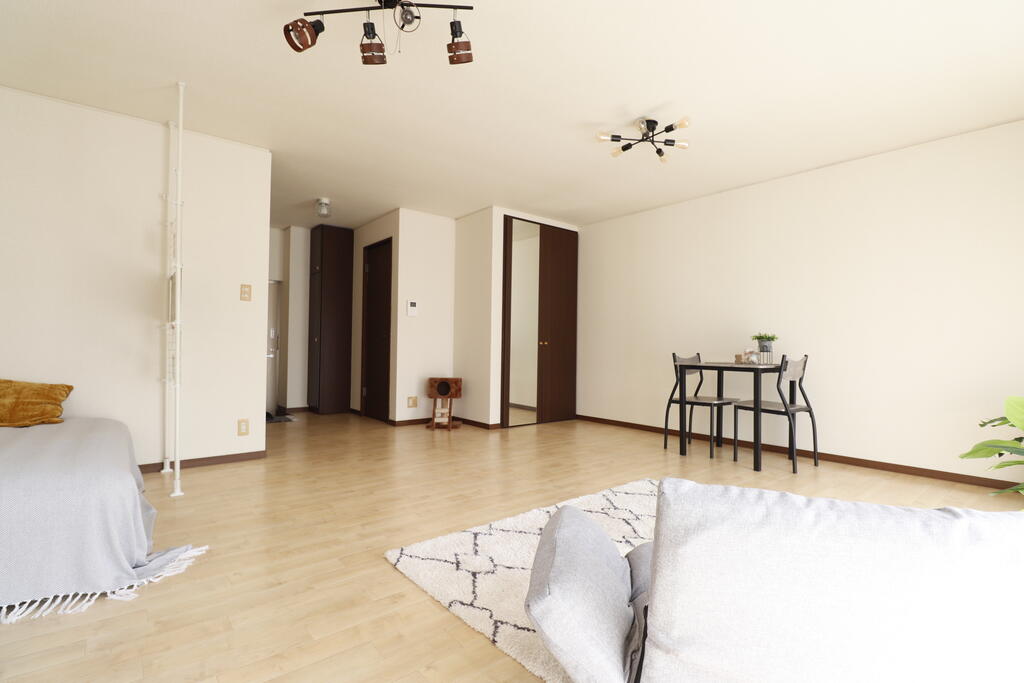 その他部屋・スペース　別角度からの洋室です♪