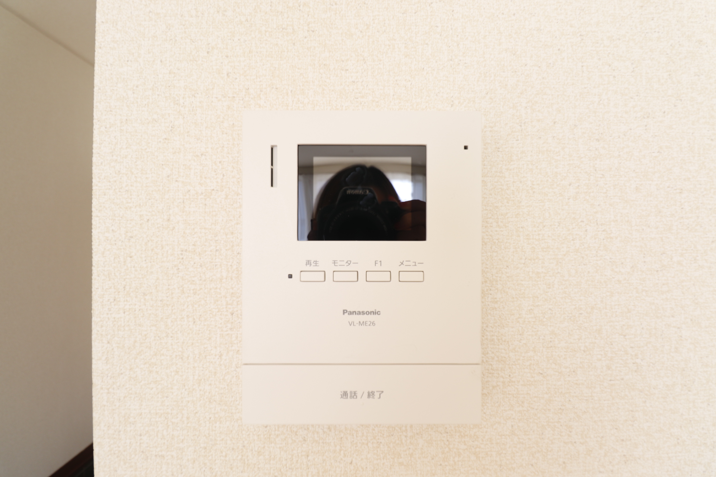 セキュリティ　モニター付きインターホンです♪