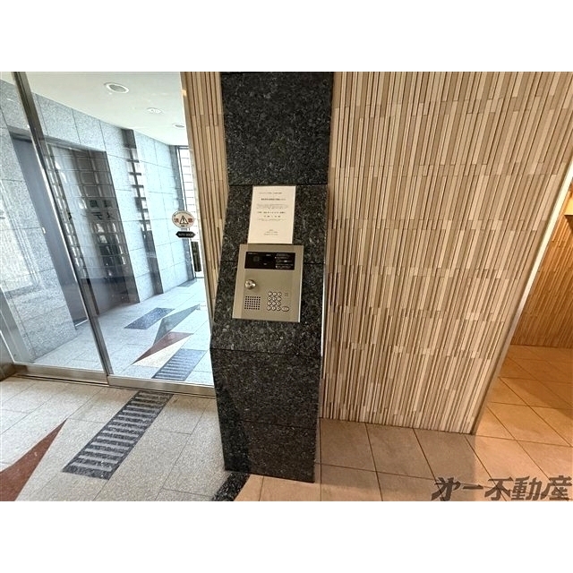 エントランス　オートロック