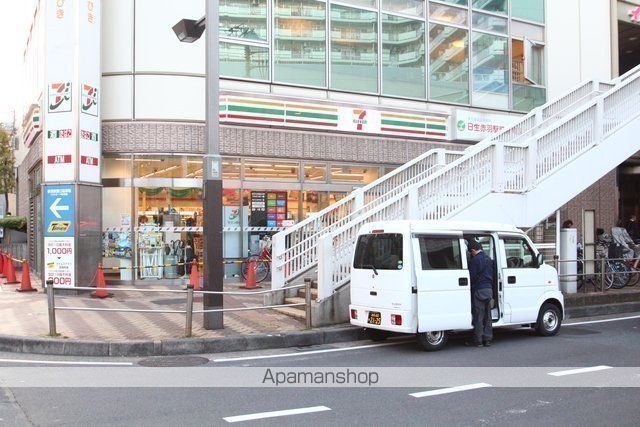 コンビニ　セブンイレブン　赤羽駅西口店（コンビニ）まで677m