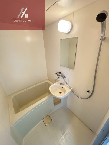 バス・シャワールーム　お風呂です