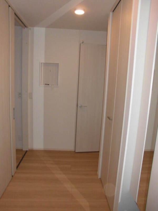 玄関　図面と現状に相違がある場合には現状を優先