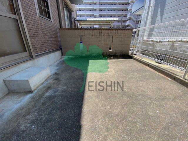 バルコニー　日当たりの良いバルコニーです！