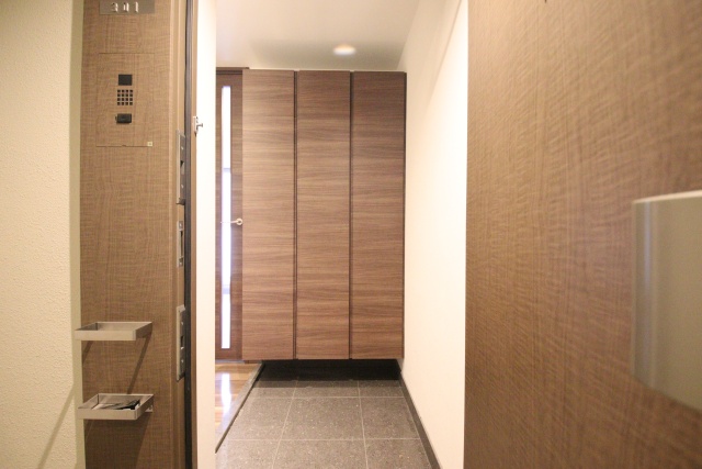 玄関　※別室の参考写真の為、現況優先です。