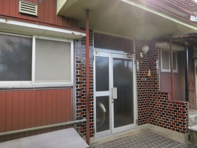 玄関　ゆったりとした玄関です