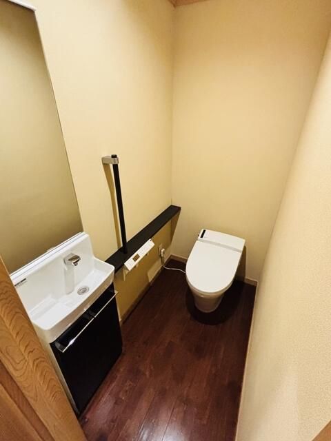 アーバングレイスのトイレ写真