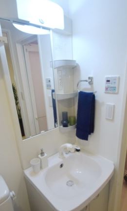 洗面設備　同仕様