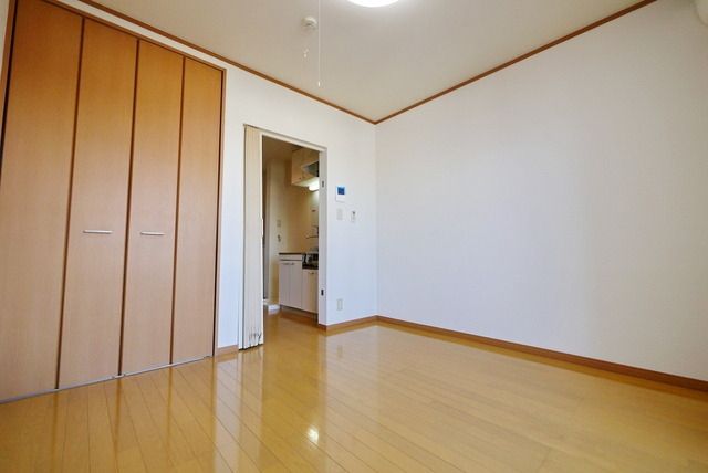 居室・リビング　フローリング