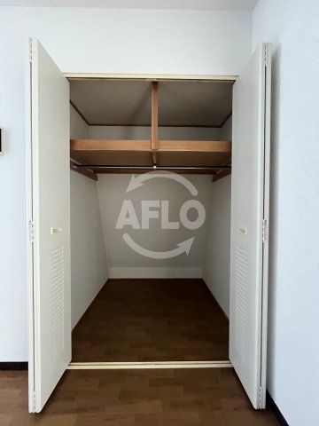 収納　ディアコート新大阪　クローゼット