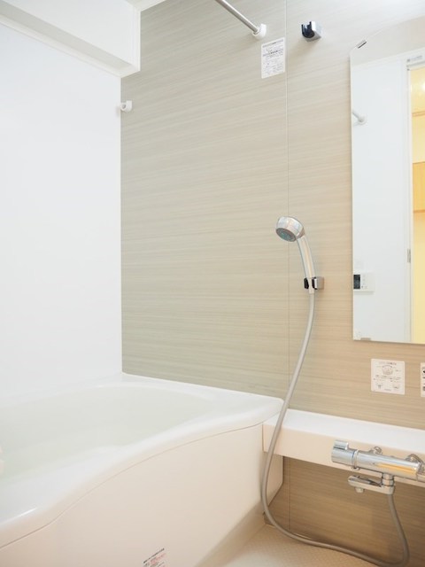 バス・シャワールーム　バスルーム