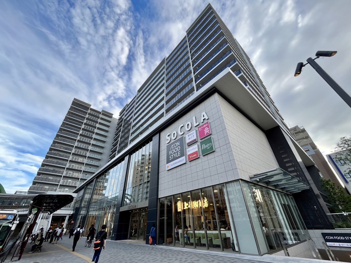 ショッピングセンター　SOCOLA塚口（ショッピングセンター）まで400m