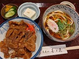 飲食店　寿々喜（飲食店）まで309m