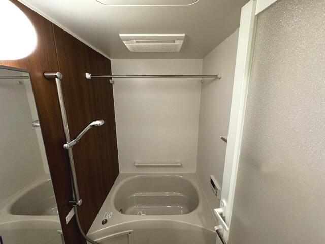 バス・シャワールーム　?