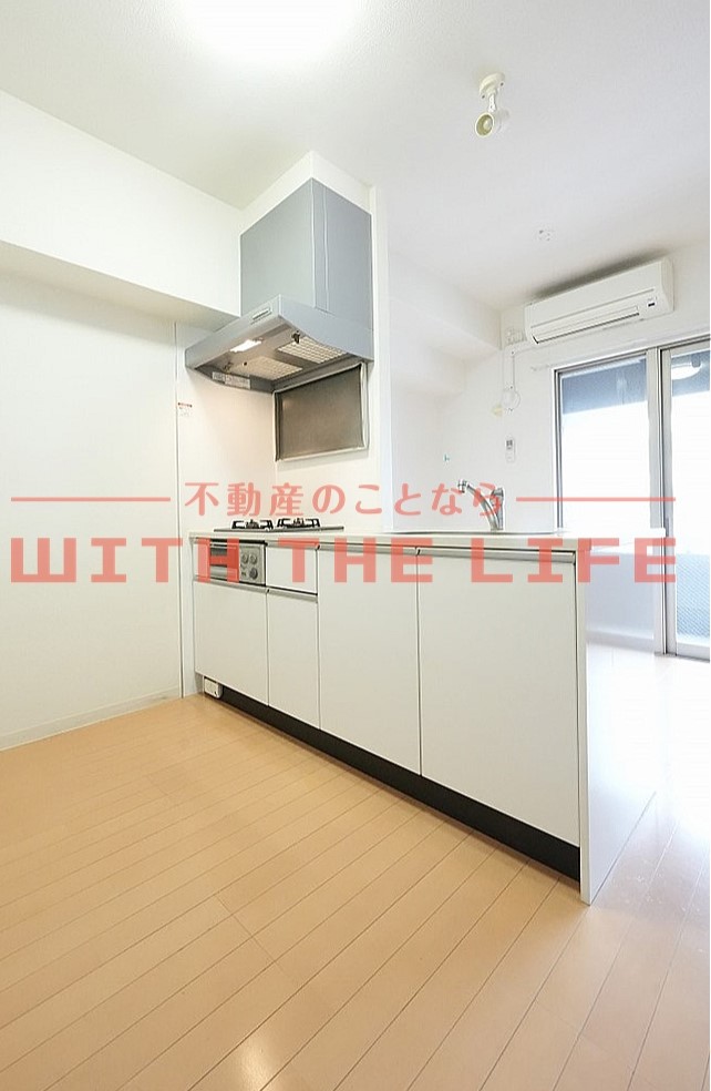 キッチン　コンパクトなキッチンで掃除もラクラク