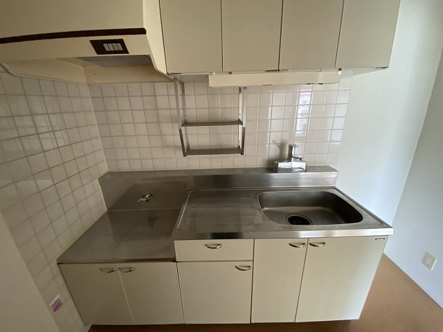 キッチン　※別部屋参考写真