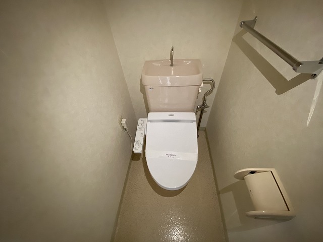 トイレ　※別部屋参考写真