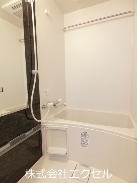 バス・シャワールーム　キレイなお風呂です。