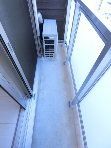 バルコニー　日当たりの良いベランダです。